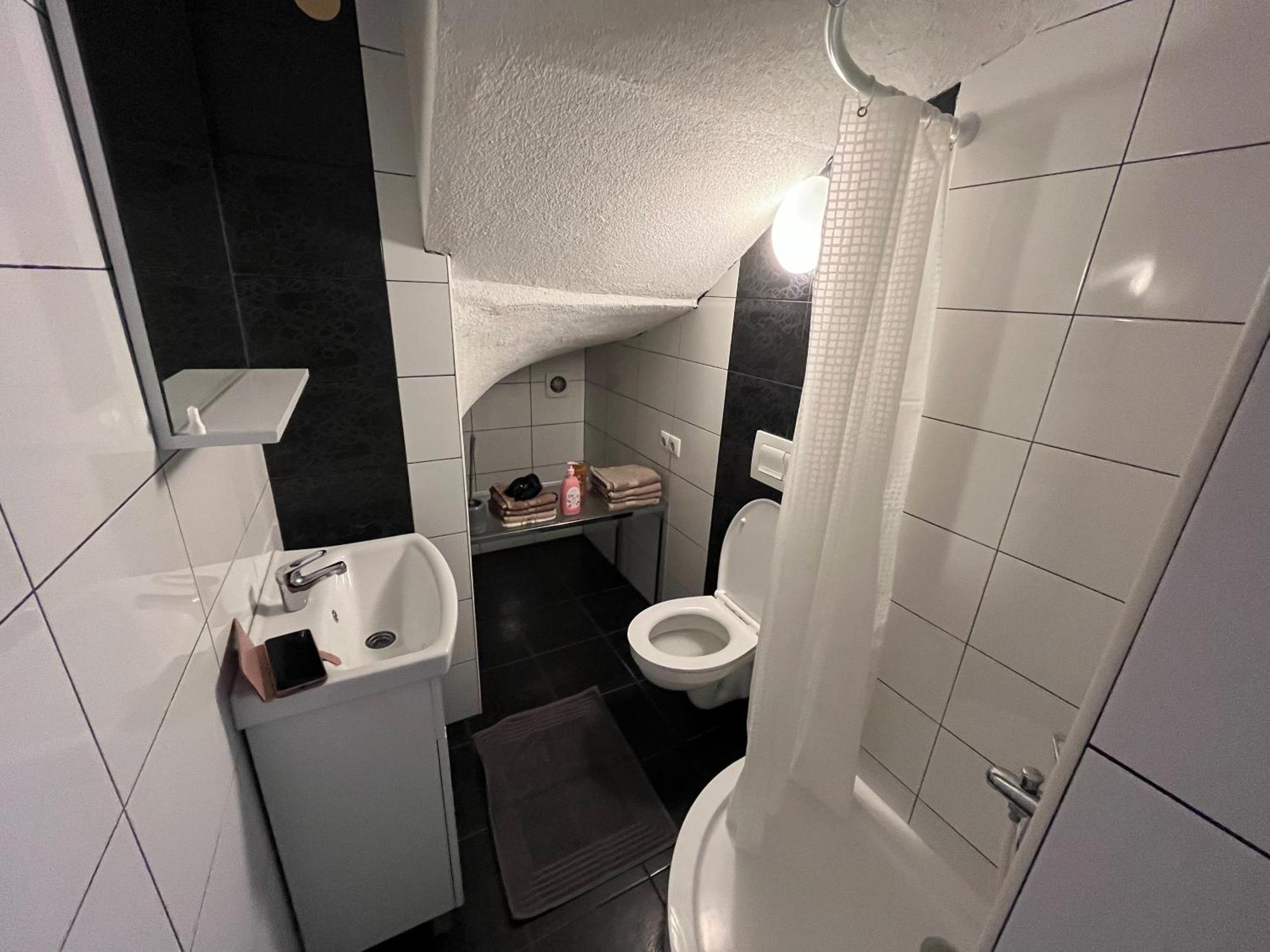 Apartma Azurre Postojna Exteriör bild